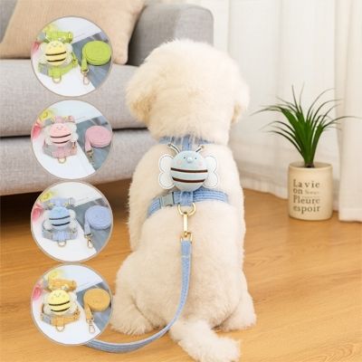 Comparatif des coloris du harnais chien abeille : vert, rose, bleu et jaune.