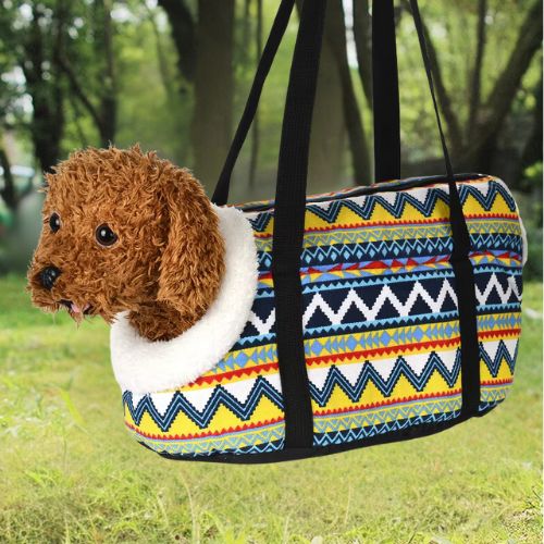 Sac de transport chien motif aztèque porté avec un Caniche marron sortant la tête.