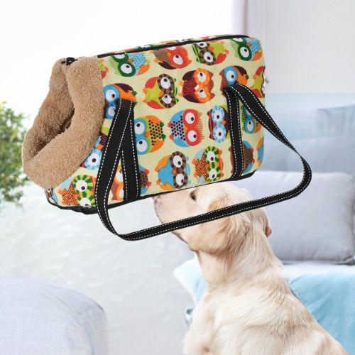 Sac de transport chien motif chouettes avec doublure en polaire beige et chien Golden Retriever.